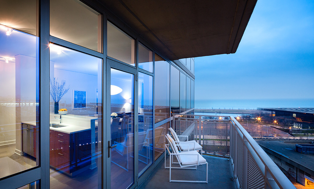 Harbor View Balcony Twilight 01