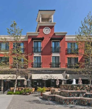 TheaterSquare_front