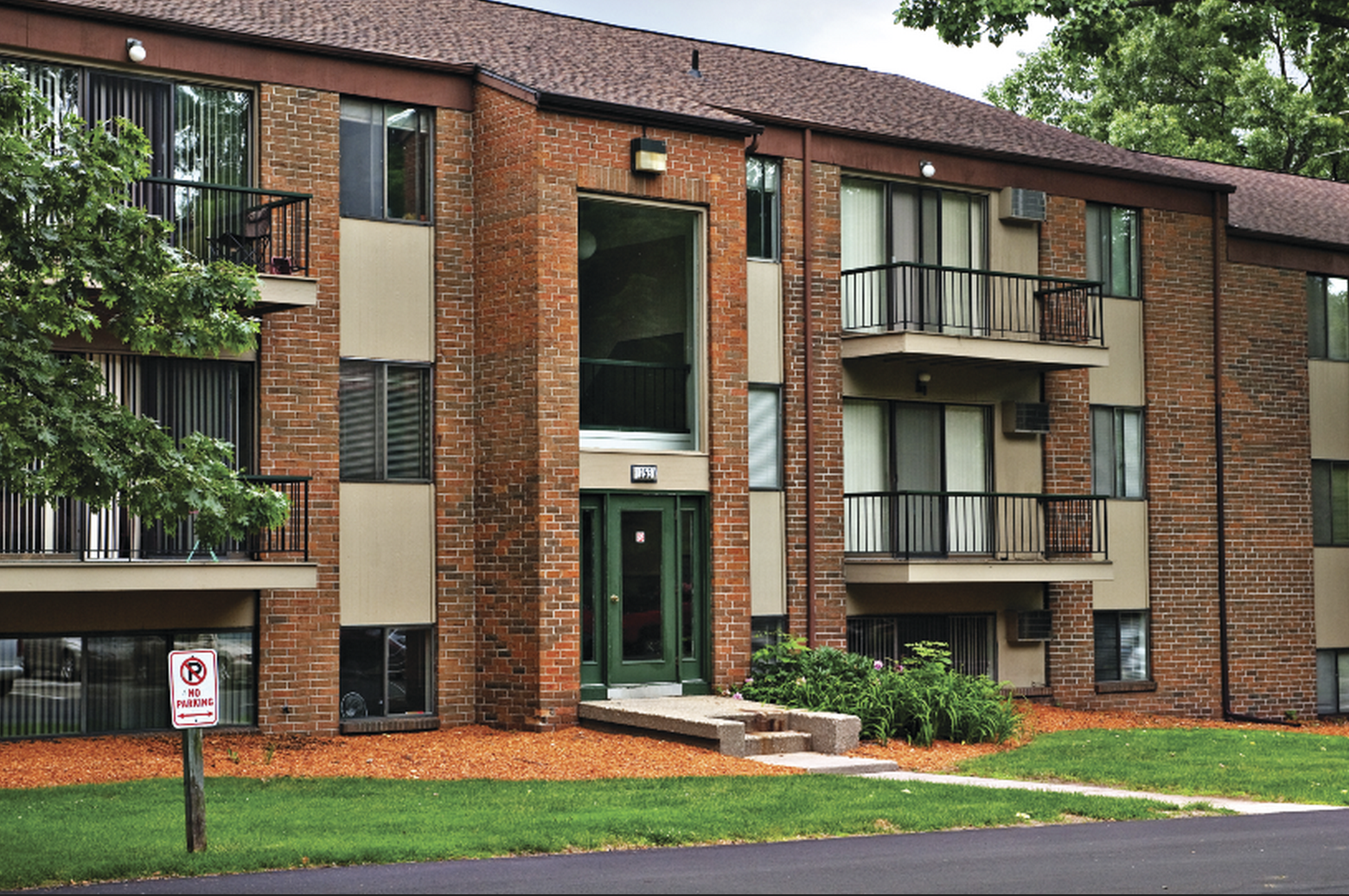 Ramblewood Apartments