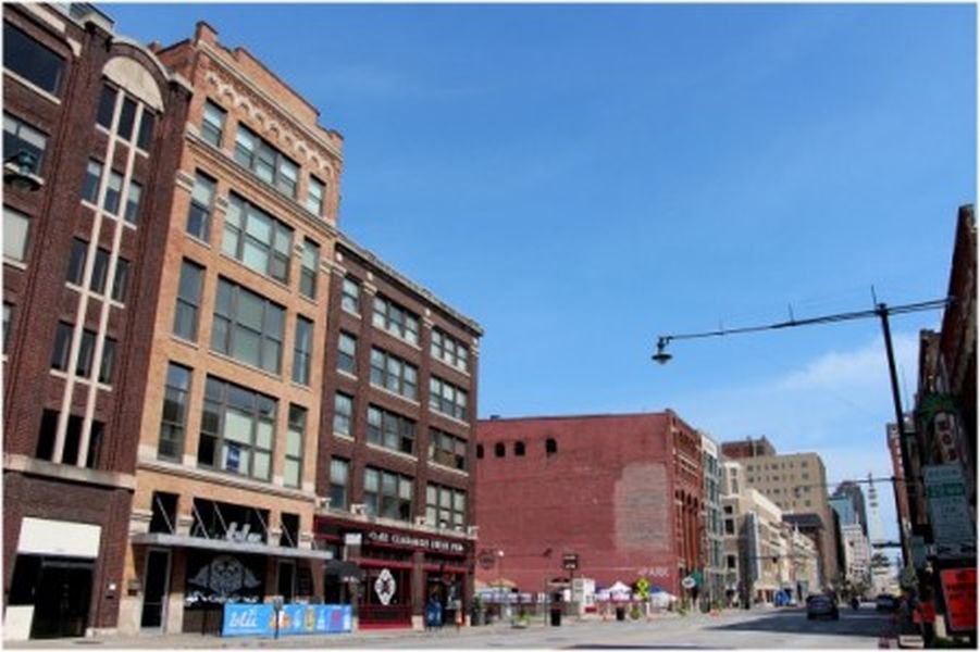 Janus Lofts at 240 S. Meridian St. in Indianapolis