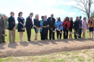 HHA president and CEO Tory Gunsolley, City Council Member Karla Cisneros, Rep. Sheila Jackson Lee among HHA board members and supporters.