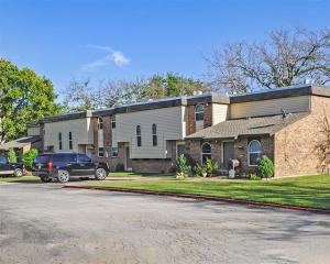 The Monterrey Apartments & Townhomes, Fort Worth, Texas