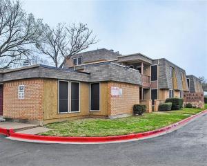 Villa France Apartments
