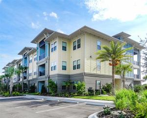 Luxe Lakewood Ranch in Bradenton, Fla.