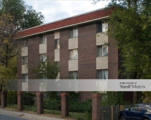 2121 Canyon