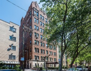 940 W. Winona St., Chicago