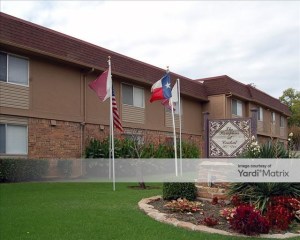 Avanti on Central in Bedford, Texas