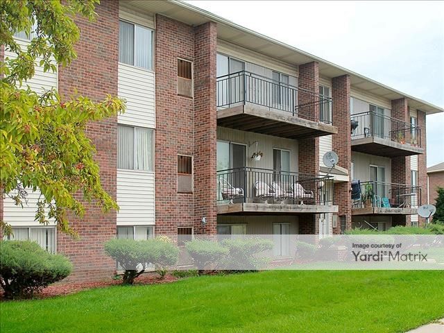 Carlton Apartments