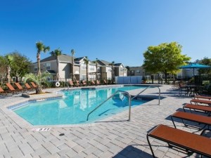 Brooke Commons Apartments