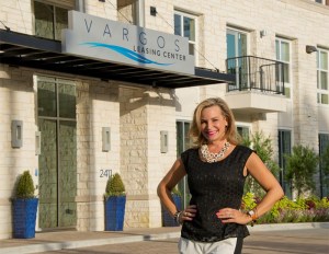Hunington Properties completed Vargos on the Lake in 2015. The Houston apartment and townhouse development has a total of 276 units with sizes ranging from 609 to 2,121 square feet. Image courtesy of Hunington Properties