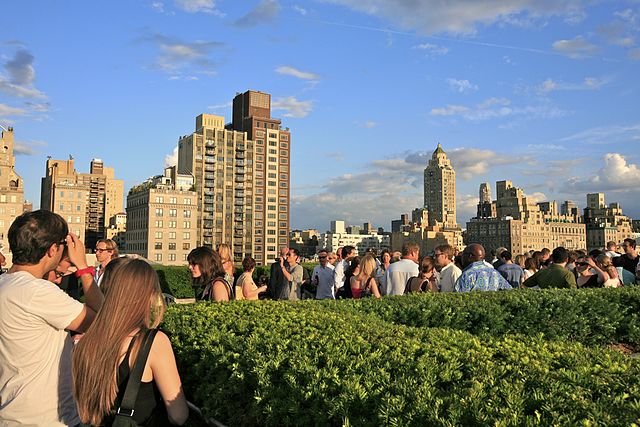 Rooftop in Manhattan Photo: Alex Proimos/Flickr