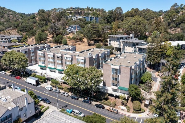 Built in 1971, Bonnie Brae Terrace encompasses three, four-story buildings. Image courtesy of The BLVD Group