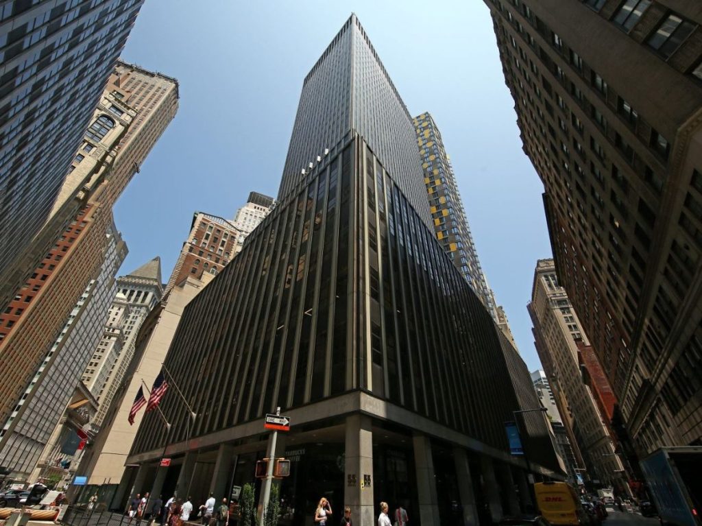 55 Broad St. is one of the largest office-to-residential conversions in NYC yet