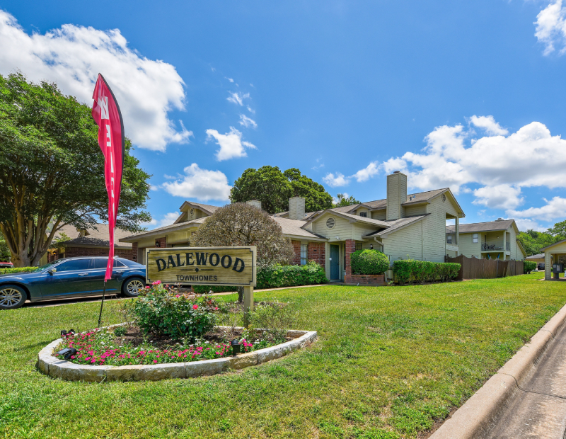 Dalewood Townhomes features two-bedroom units averaging 1,077 square feet.