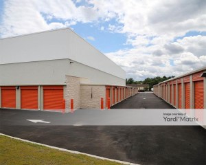 The property offers 840 storage units. Image courtesy of Yardi Matrix