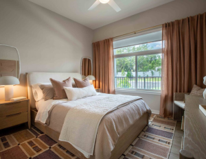 Lynwind offers one-, two- and three-bedroom units.