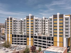 The Deco was purchased by Towers 16 from Silverwing in transaction brokered by Eastdil.