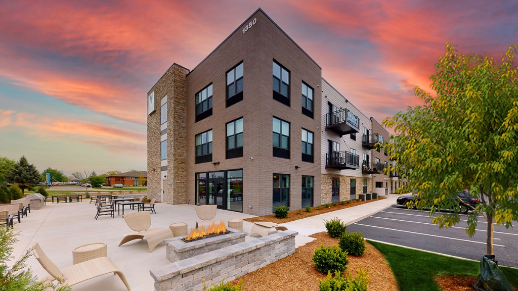 MZ Capital Partners was able to lease up Vantage Naperville, a 112-unit new build, in a record 90 days by waiving application and move-in fees and by offering Amazon gift cards to renters who apply and sign a lease within a week. Image courtesy of MZ Capital Partners