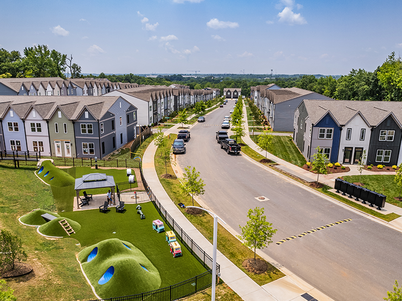 Blu South. Image courtesy of JLL Capital Markets