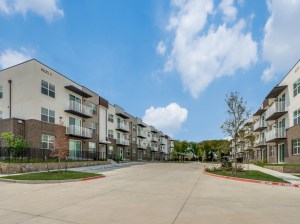 The community at 5050 Keeneland Parkway in Dallas.