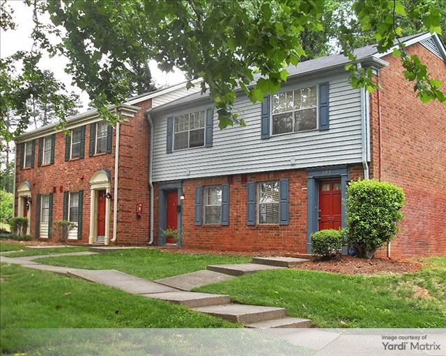 The community at 180 Park Fairfax Drive in Charlotte, N.C.