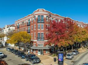 The community at 3700 Cole Ave. in Dallas.