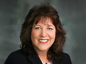 headshot of Cindy Chetti