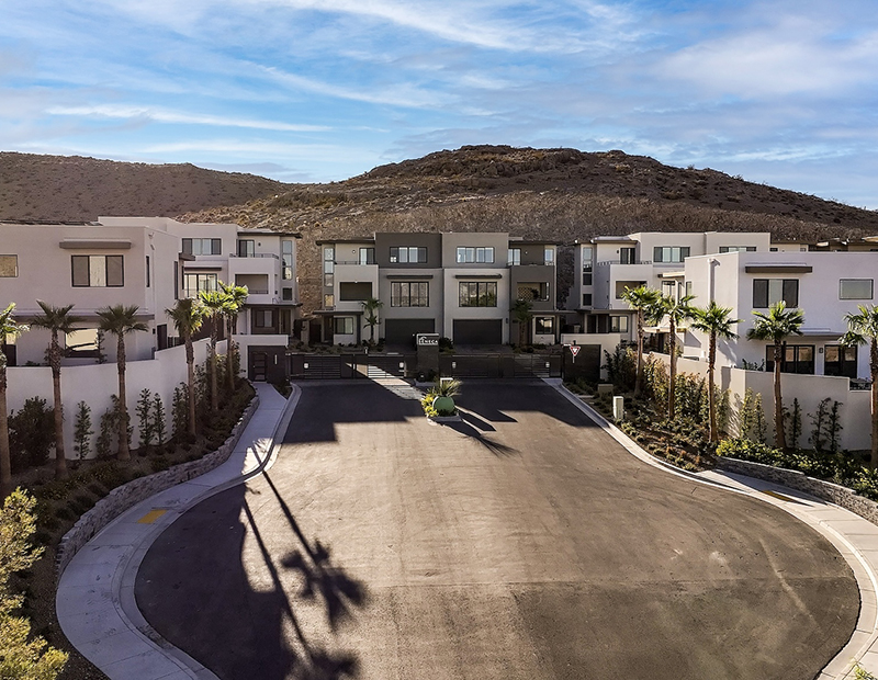 The entrance of Seneca at Southern Highlands.