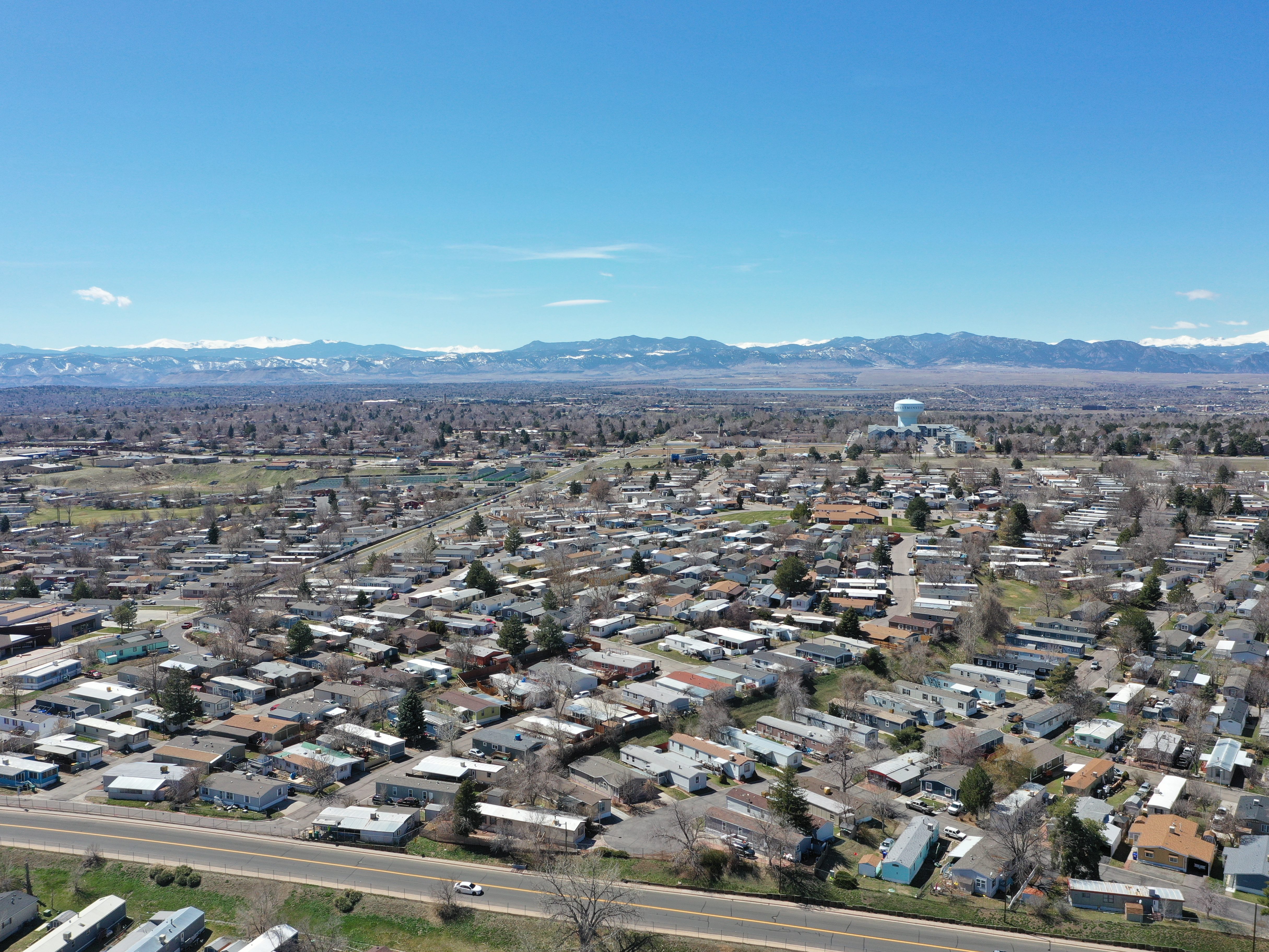 Aerial photo of Denver Cascade, a 382-homeiste mobile home park in Denver metro..
