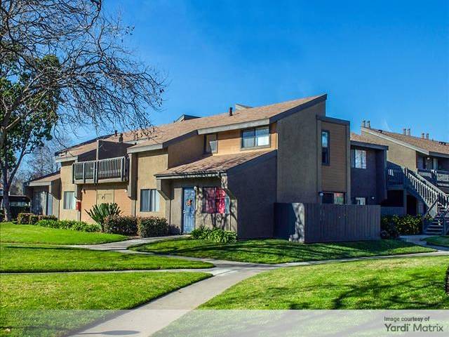 Exterior shot of one of La Vista Apartment's 26 buildings in Santa Maria, Calif.