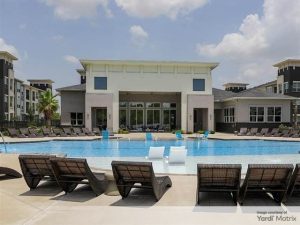 Pool-side photo at Vista at Southwinds, a 265-unit community in Baytown, Texas.