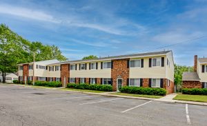 A photo of the now-sold Sherwood Forest Apartments.