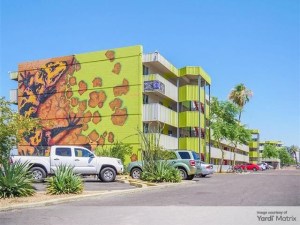 Exterior shot of University Valley, a student community in Tempe, Ariz.