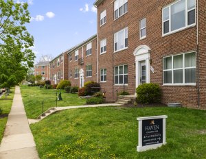 Front exterior image of Haven Columbia Pike in Arlington, Va.