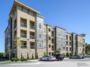 Exterior shot featuring one of Cyan Southcreek's seven buildings in Overland Park, Kan.
