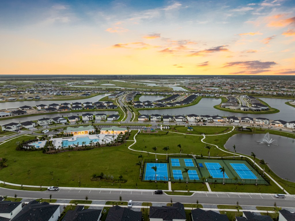 An aerial view of Tredici at Central Park.