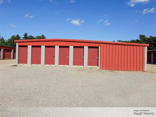 Exterior shot of 10 Federal Storage, a self storage property in Pembroke, N.H.