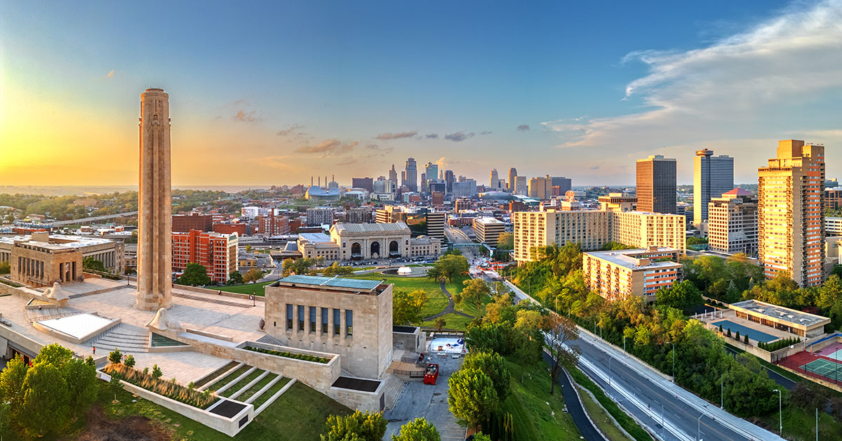 Kansas City, Missouri, USA downtown city skyline at twilight.