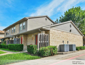 A photo of Roseland Estates, a 138-unit affordable community in Dallas that was built in 2000.