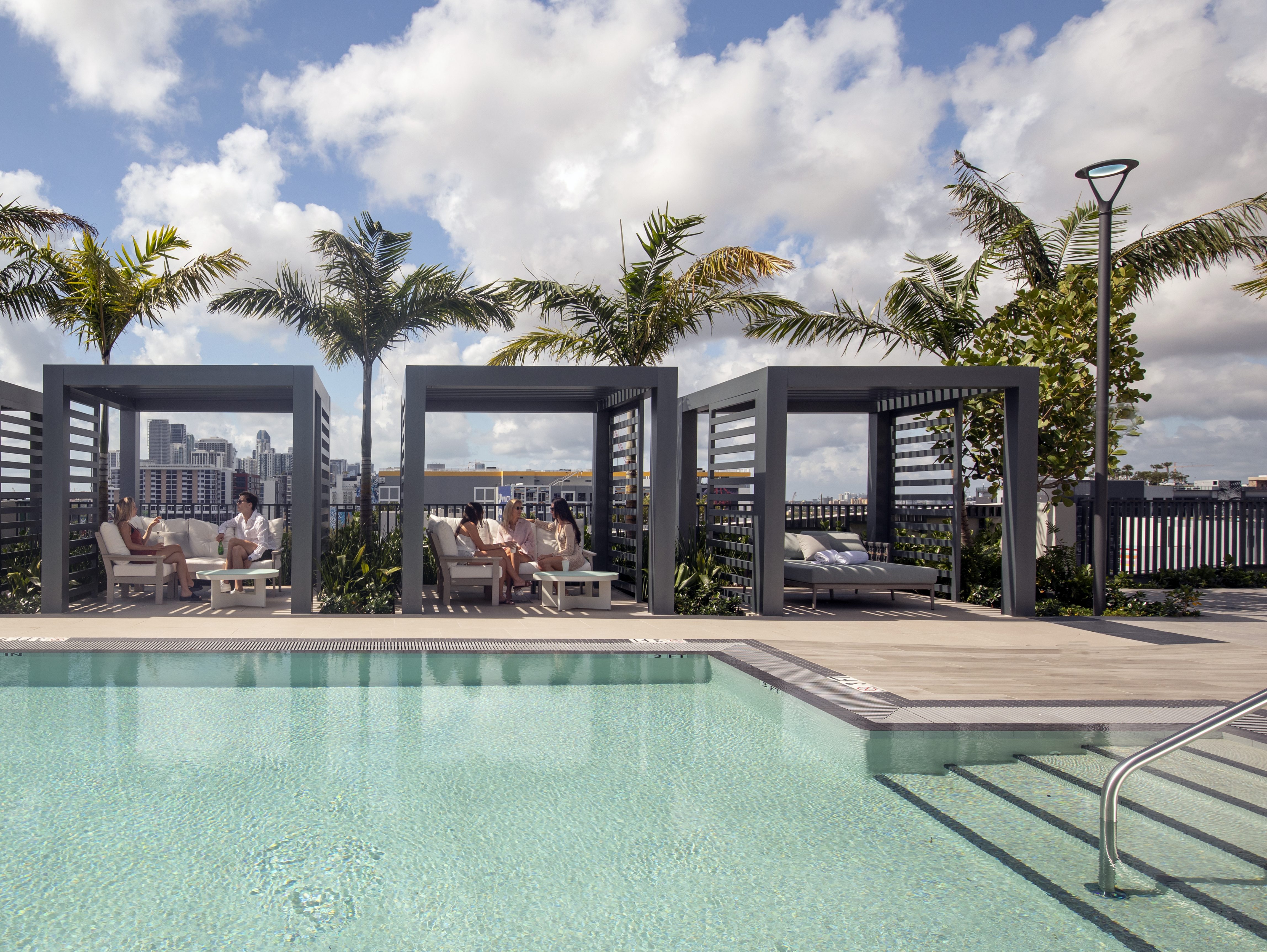 image of i5 Wynwood pool
