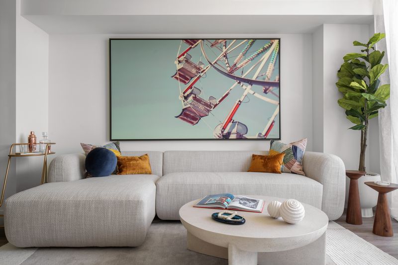 a living room at Amara Wynwood