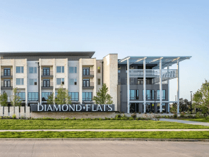 A photo of Diamond Flats, a luxury apartment community located in the Dallas metro.