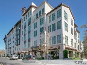Exterior shot of Hanover Walnut Creek, a 285-unit community in Walnut Creek, Calif.