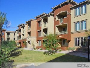 Exterior shot of the interior garden at Monument, a 163-unit market rate community in Chandler, Ariz.