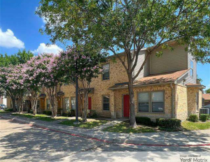 Exterior shot of Roseland Townhomes an affordable community in Dallas, Texas
