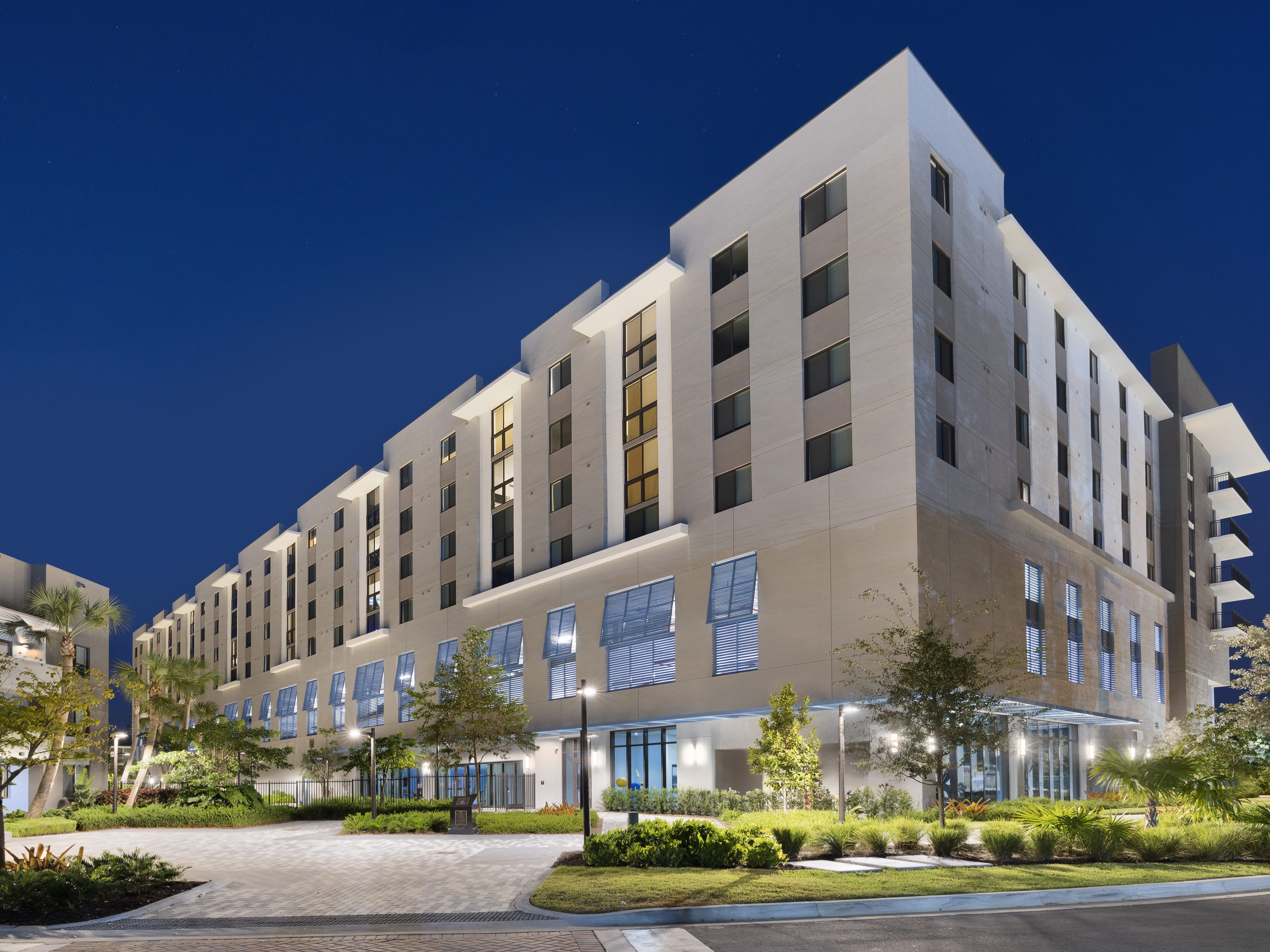Exterior image of SoMi Parc