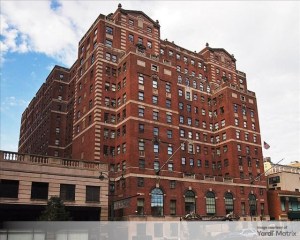 A photo of Sloane Chelsea in Midtown Manhattan, which was last renovated in 1996.