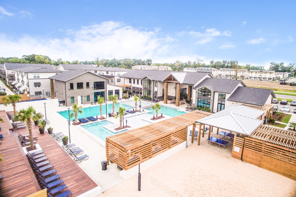 A photo of Wildwood Baton Rouge, a 204-unit community that houses students at Louisiana State University