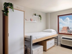 Picture of a student housing room at FOUND Study FiDi in Manhattan.