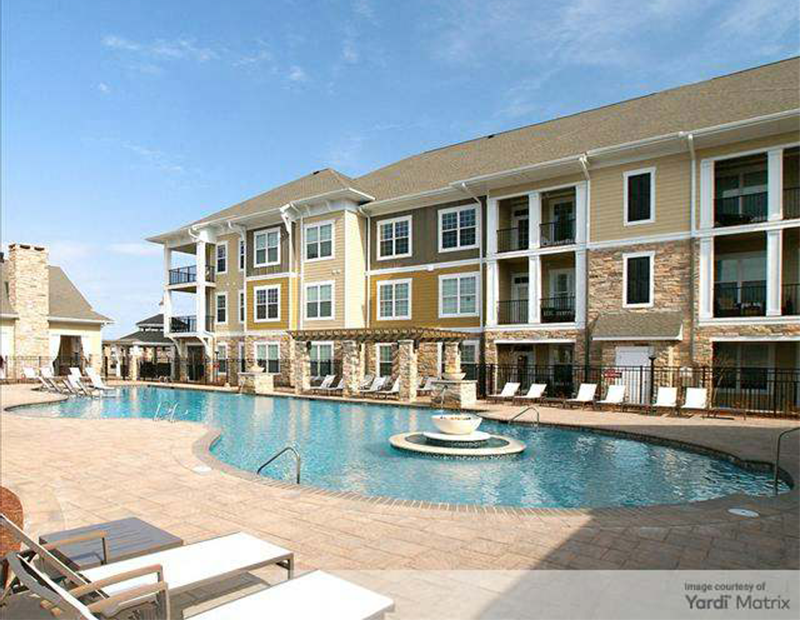 The pool at Red Knot at Edinburgh Apartment Homes in Chesapeake, Va.